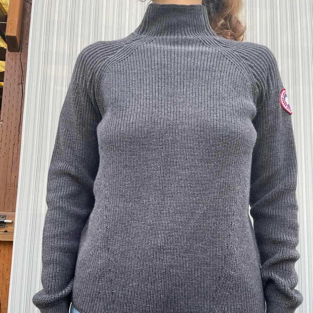 BNWT Canada Goose Sweater $413